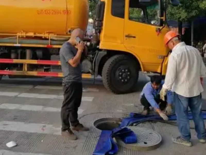 蔡甸广场专业疏通下水管道维修马桶水箱防水补漏