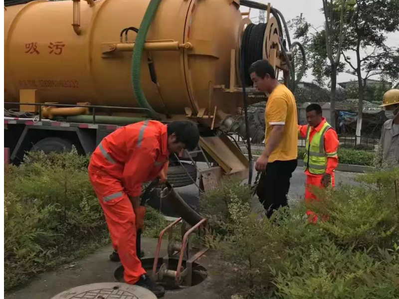 蔡甸广场专业疏通下水管道维修马桶水箱防水补漏